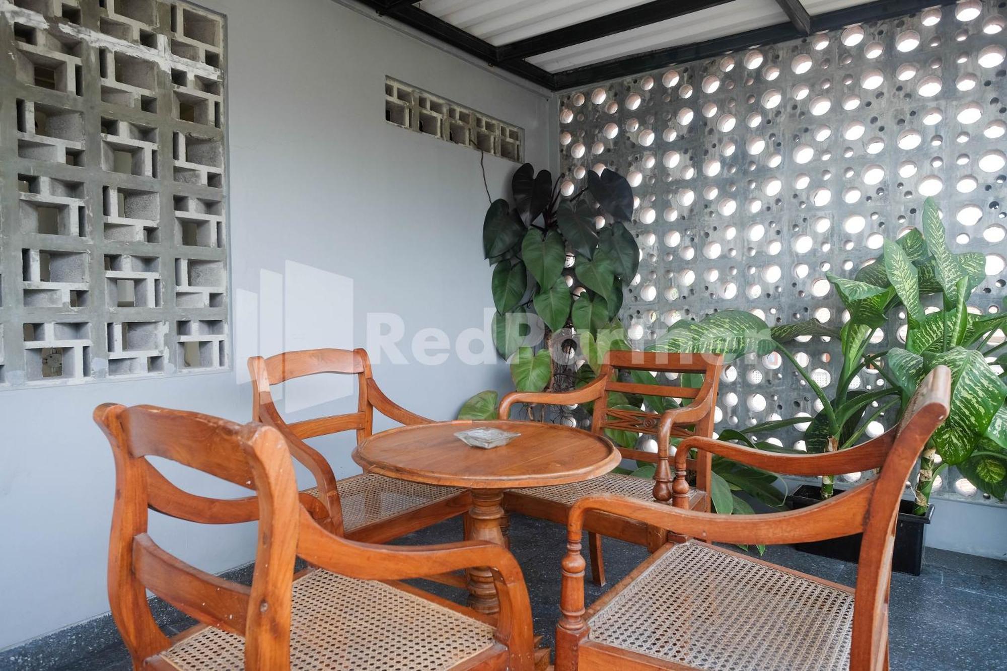 Hotel Ndliman House Near Ugm Jogja Mitra Reddoorz Kejayan Exteriér fotografie