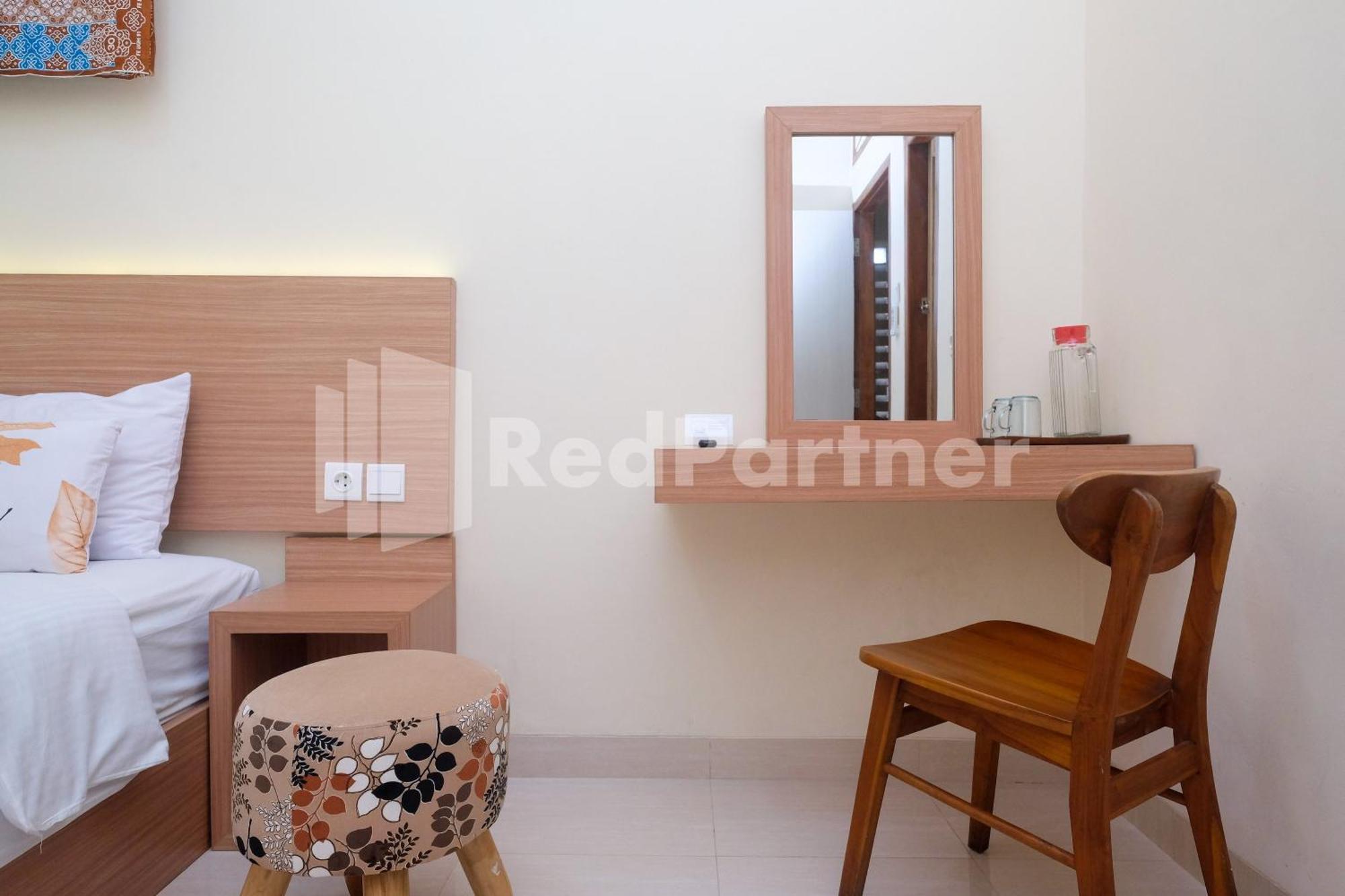 Hotel Ndliman House Near Ugm Jogja Mitra Reddoorz Kejayan Exteriér fotografie